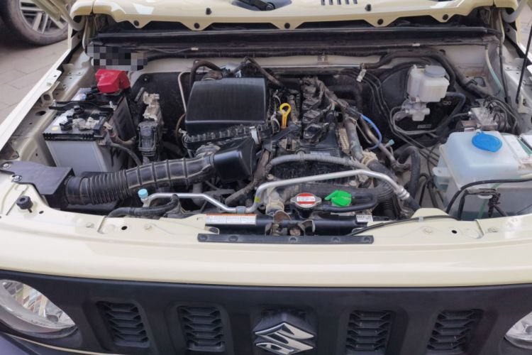 Used Suzuki Jimny  Engine Bay