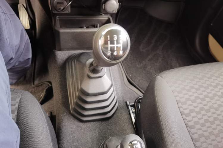 Used Suzuki Jimny  Gear Lever