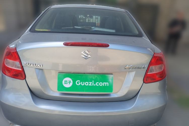 Used Suzuki Kizashi 2010 2.4L Two-Wheel Drive Standard Edition Rear