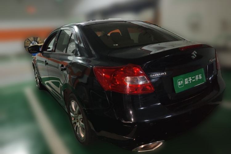 Used Suzuki Kizashi 2011 2.4L Two-Wheel Drive CVT Standard Edition Rear Left 45 Deg