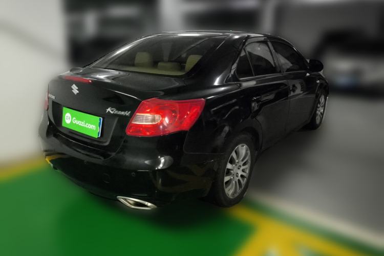 Used Suzuki Kizashi 2011 2.4L Two-Wheel Drive CVT Standard Edition Rear Right 45 Deg