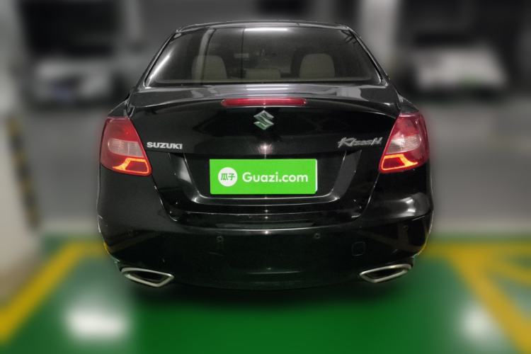 Used Suzuki Kizashi 2011 2.4L Two-Wheel Drive CVT Standard Edition Rear