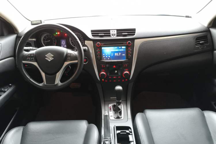 Used Suzuki Kizashi 2011 2.4L Two-Wheel Drive Sport with Navigation Center Console