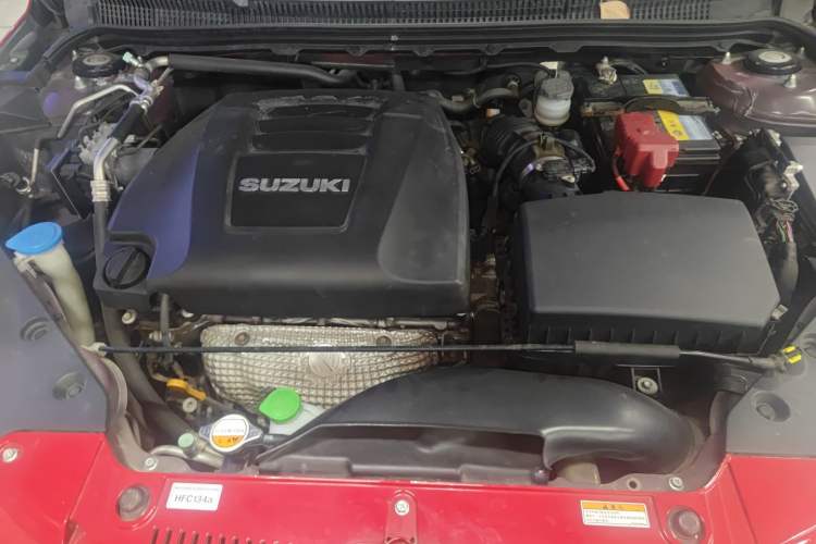 Used Suzuki Kizashi 2011 2.4L Two-Wheel Drive Sport with Navigation Engine Bay