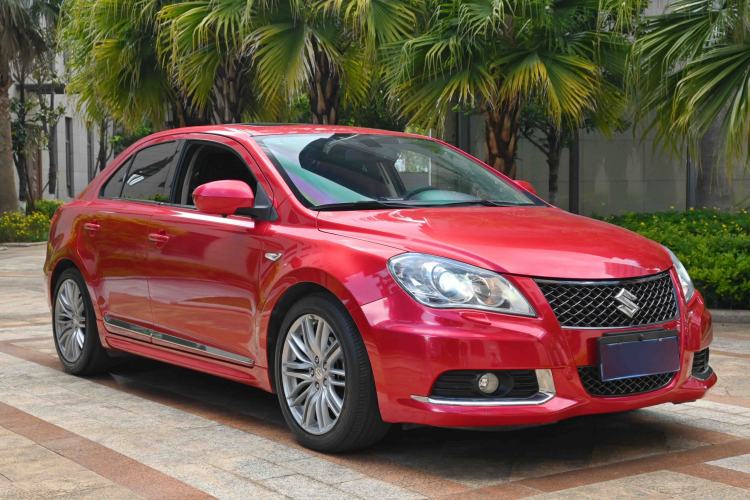 Used Suzuki Kizashi 2011 2.4L Two-Wheel Drive Sport with Navigation Exterior 3