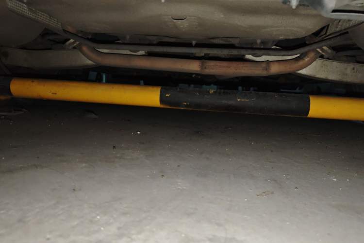 Used Suzuki Kizashi 2011 2.4L Two-Wheel Drive Manual Standard Edition Chassis Rear