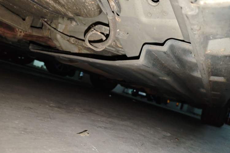 Used Suzuki Kizashi 2011 2.4L Two-Wheel Drive Manual Standard Edition Chassis Rear Right