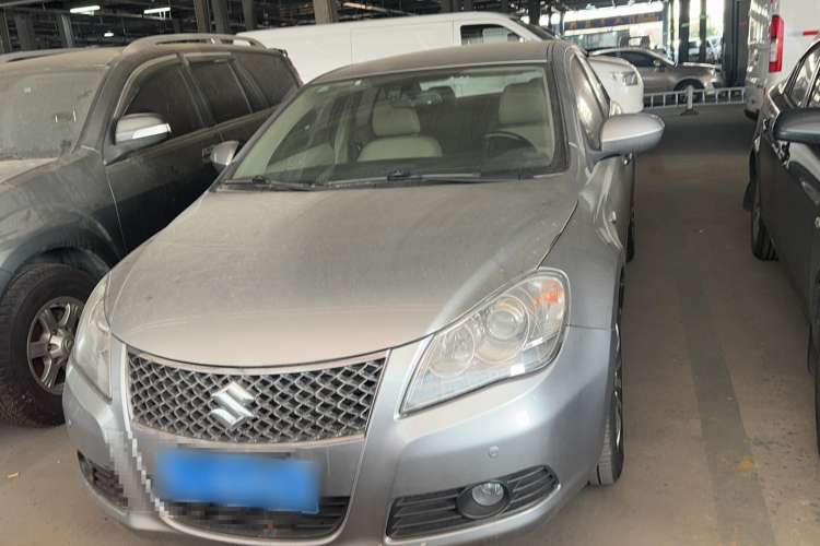 Used Suzuki Kizashi 2011 2.4L Two-Wheel Drive CVT Standard Edition Exterior 1