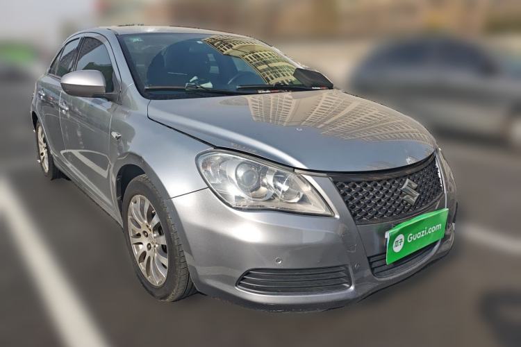 Used Suzuki Kizashi 2011 2.4L Two-Wheel Drive Manual Standard Edition Exterior 2