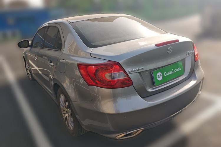 Used Suzuki Kizashi 2011 2.4L Two-Wheel Drive Manual Standard Edition Exterior 3