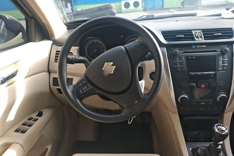 Used Suzuki Kizashi 2011 2.4L Two-Wheel Drive Manual Standard Edition Steering Wheel