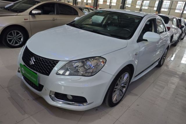 Used Suzuki Kizashi 2011 2.4L Two-Wheel Drive CVT Standard Edition