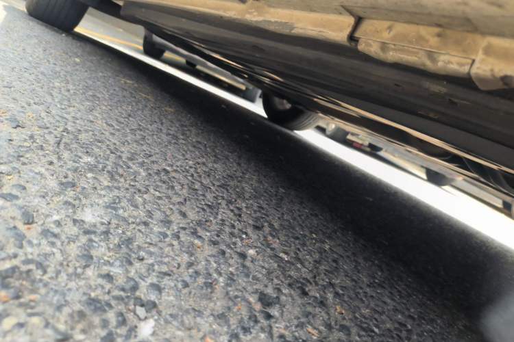 Used Suzuki Kizashi 2011 2.4L Two-Wheel Drive Manual Standard Edition Chassis Front Right