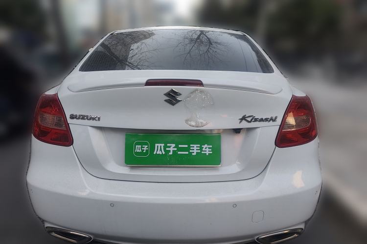 Used Suzuki Kizashi 2011 2.4L Two-Wheel Drive Luxury Navigation Edition Rear