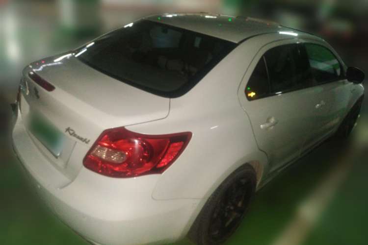 Used Suzuki Kizashi 2011 2.4L Two-Wheel Drive Manual Standard Edition Rear Right 45 Deg