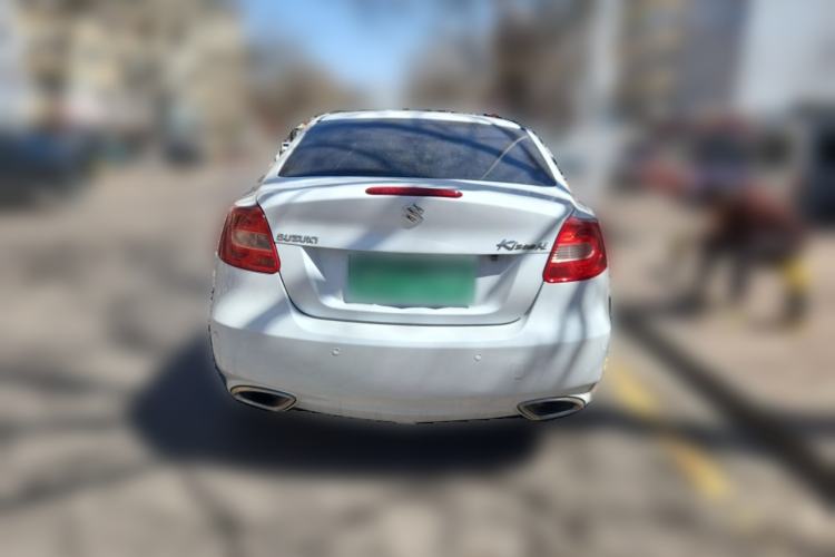 Used Suzuki Kizashi 2011 2.4L Two-Wheel Drive CVT Standard Edition Rear