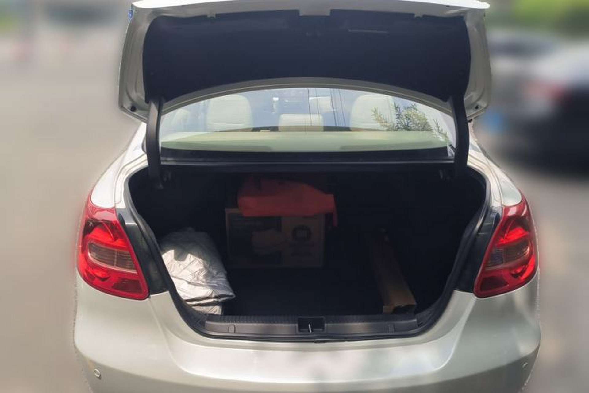 Used Suzuki Kizashi 2011 2.4L Two-Wheel Drive Manual Standard Edition Trunk