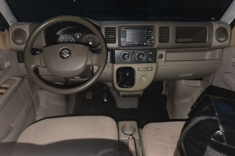 Used Suzuki Landy 2007 1.4L Manual Luxury Version Center Console