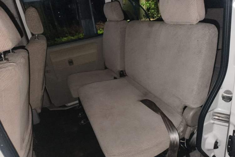 Used Suzuki Landy 2007 1.4L Manual Luxury Version Left Rear Seat