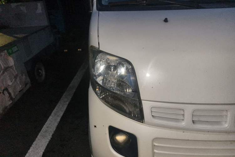 Used Suzuki Landy 2007 1.4L Manual Luxury Version Right Front Headlight
