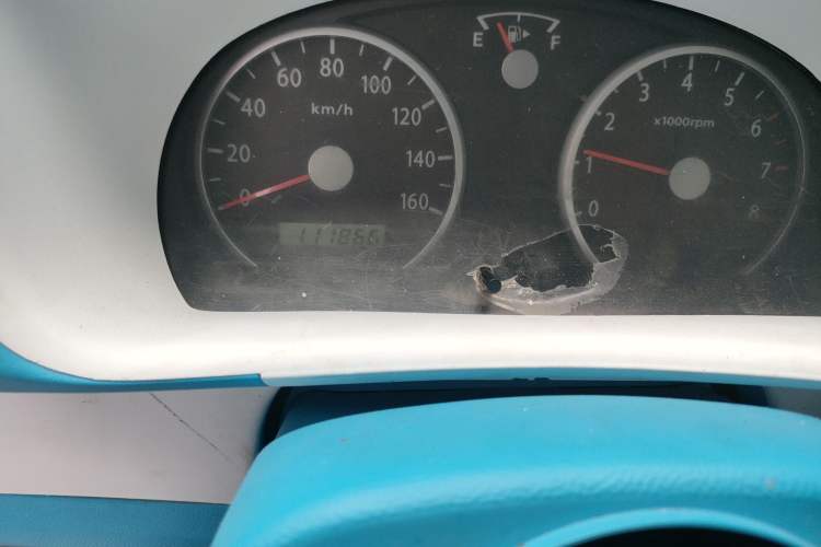 Used Suzuki Landy 2009 1.4L Manual Comfort Version Sunlight Edition Odometer Close Up