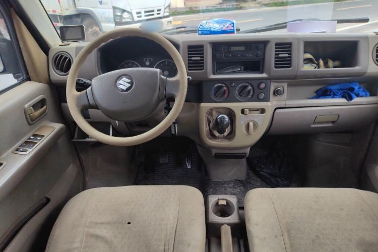 Used Suzuki Landy 2009 1.4L Manual Comfort Version Sunlight Edition Center Console
