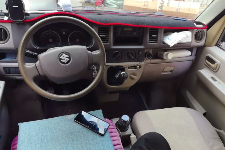 Used Suzuki Landy 2009 1.4L Manual Comfort Version Sunlight Edition Center Console