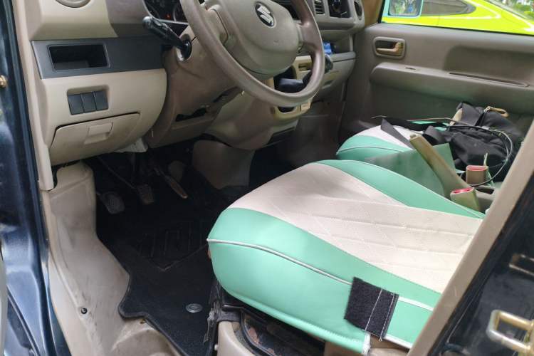 Used Suzuki Landy 2009 1.4L Manual Comfort Version Sunlight Edition Driver Seat