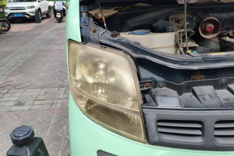 Used Suzuki Landy 2009 1.4L Manual Comfort Version Sunlight Edition Right Front Headlight