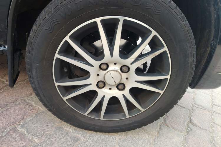 Used Suzuki Landy 2009 1.4L Manual Comfort Version Sunlight Edition Right Front Wheel Hub