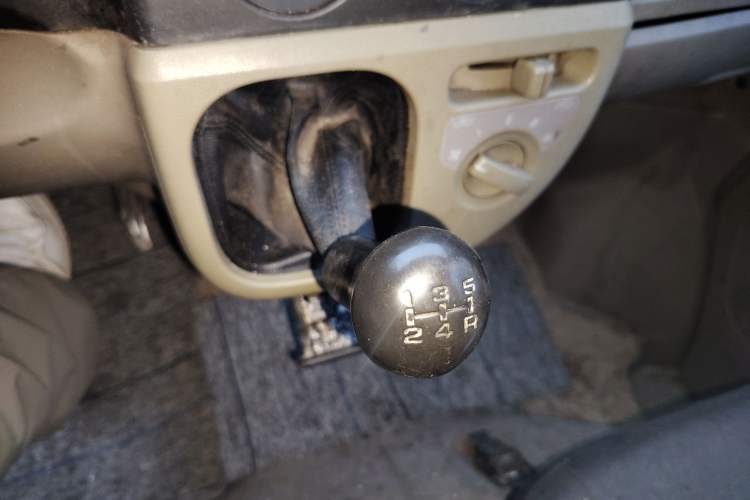 Used Suzuki Landy 2009 1.4L Manual Comfort Version Sunlight Edition Gear Lever