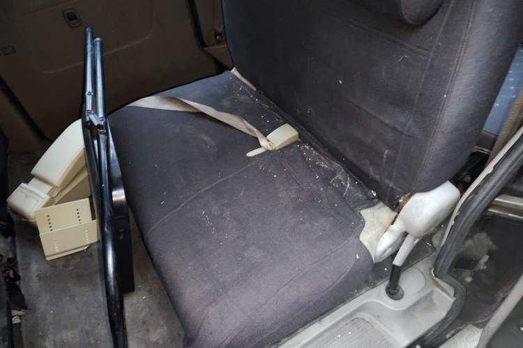 Used Suzuki Landy 2009 1.4L Manual Comfort Version Sunlight Edition Left Rear Seat