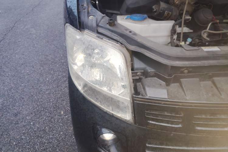 Used Suzuki Landy 2009 1.4L Manual Comfort Version Sunlight Edition Right Front Headlight