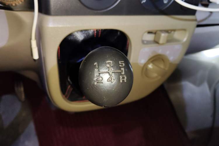 Used Suzuki Landy 2009 1.4L Manual Comfort Version Sunlight Edition Gear Lever