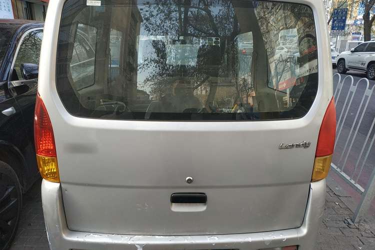 Used Suzuki Landy 2009 1.4L Manual Comfort Version Sunlight Edition Trunk