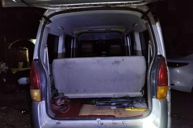 Used Suzuki Landy 2009 1.4L Manual Comfort Version Sunlight Edition Trunk