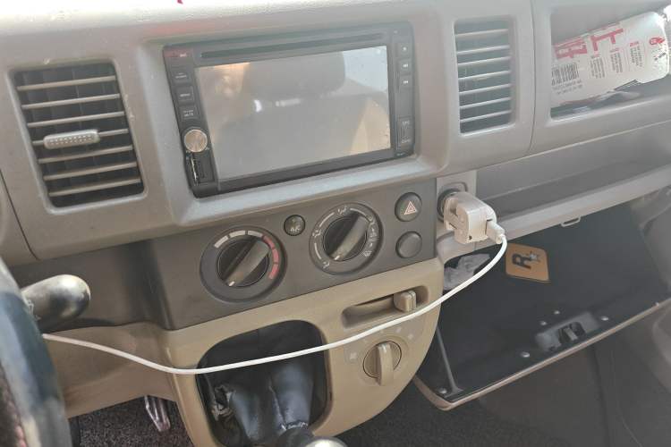 Used Suzuki Landy 2009 1.4L Manual Comfort Version Sunlight Edition Audio And AC Panel