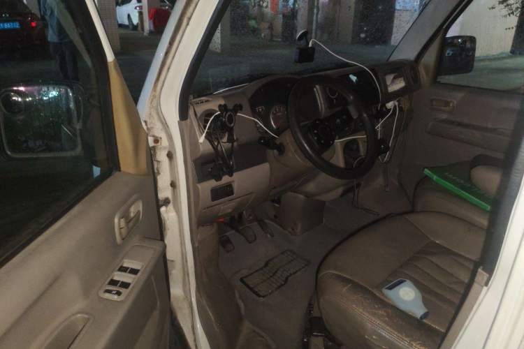 Used Suzuki Landy 2009 1.4L Manual Comfort Version Sunlight Edition Driver Seat