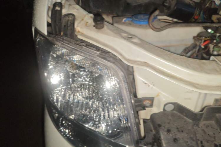 Used Suzuki Landy 2009 1.4L Manual Comfort Version Sunlight Edition Right Front Headlight