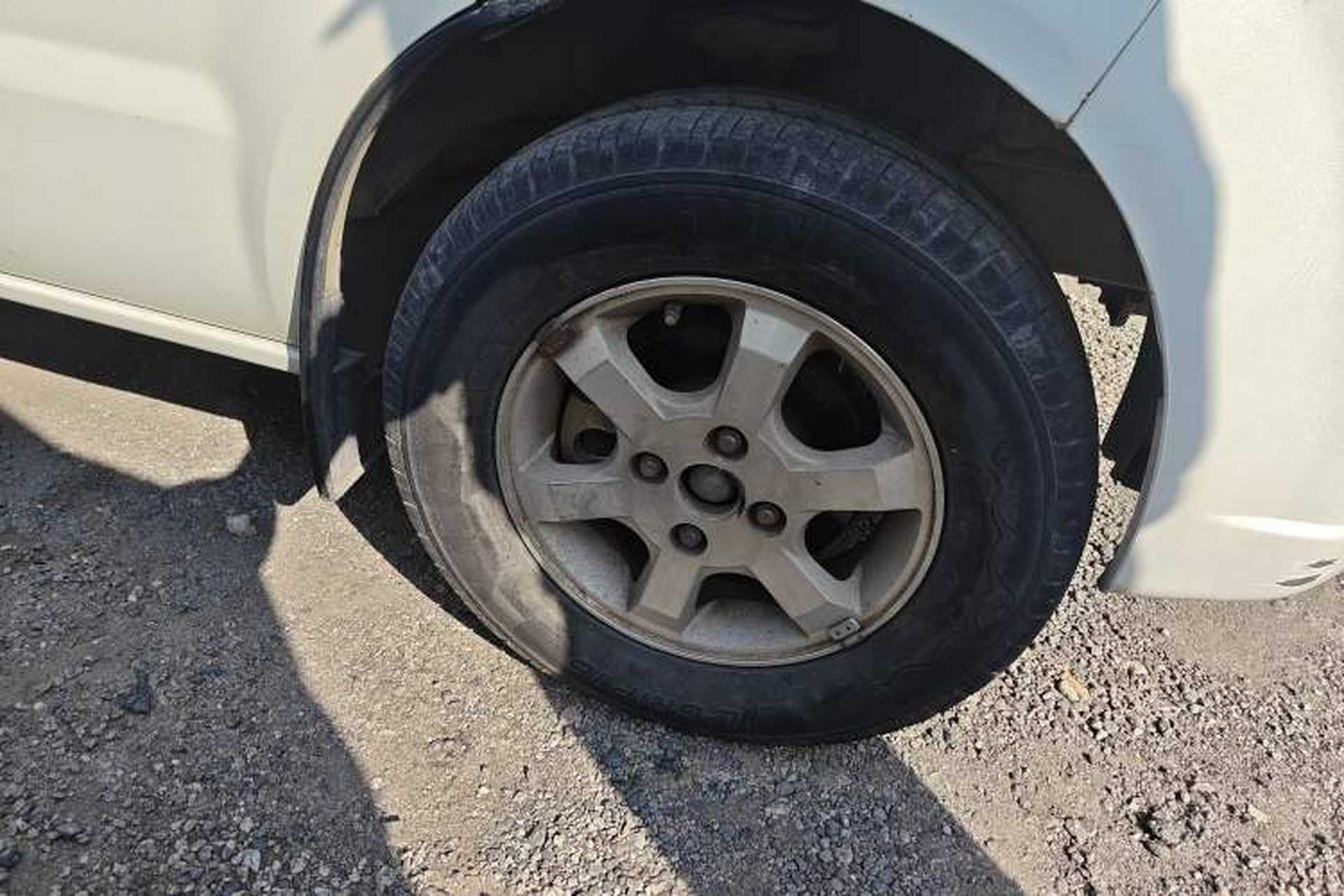 Used Suzuki Landy 2009 1.4L Manual Comfort Version Sunlight Edition Right Front Wheel Hub