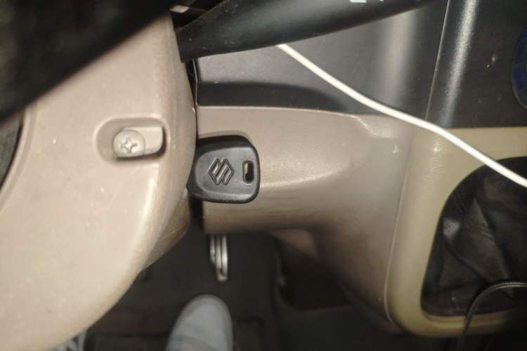 Used Suzuki Landy 2009 1.4L Manual Comfort Version Sunlight Edition Vehicle Key