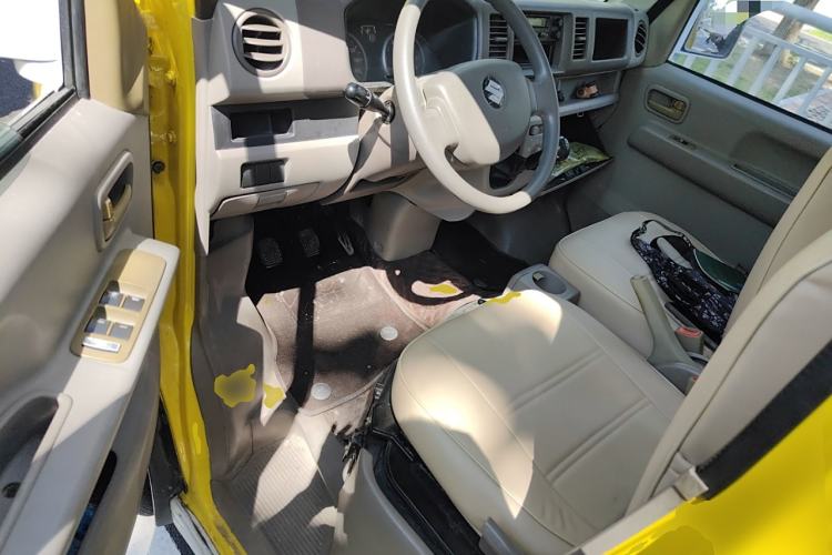 Used Suzuki Landy 2009 1.4L Manual Comfort Version Sunlight Edition Driver Seat