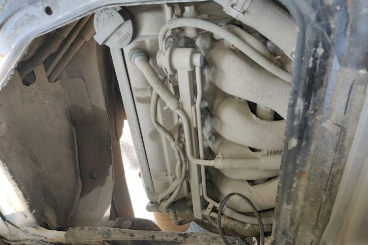 Used Suzuki Landy 2009 1.4L Manual Comfort Version Sunlight Edition Engine Bay Left