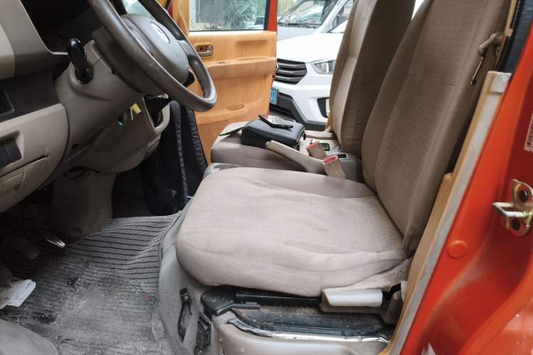 Used Suzuki Landy 2009 1.4L Manual Comfort Version Sunlight Edition Left Front Seat