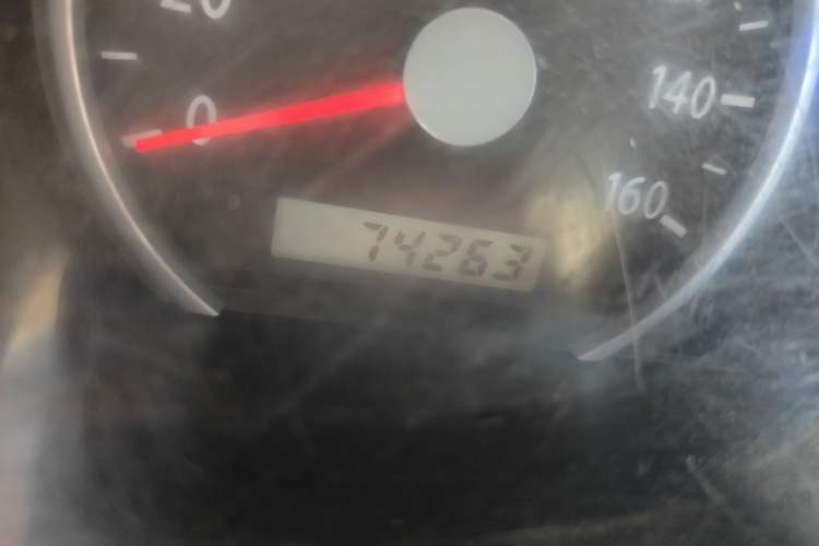 Used Suzuki Landy 2009 1.4L Manual Comfort Version Sunlight Edition Odometer Close Up