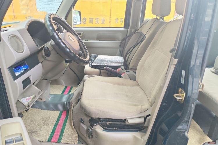 Used Suzuki Landy 2010 1.2L Manual Comfort Version – Sunshine Edition Left Front Seat