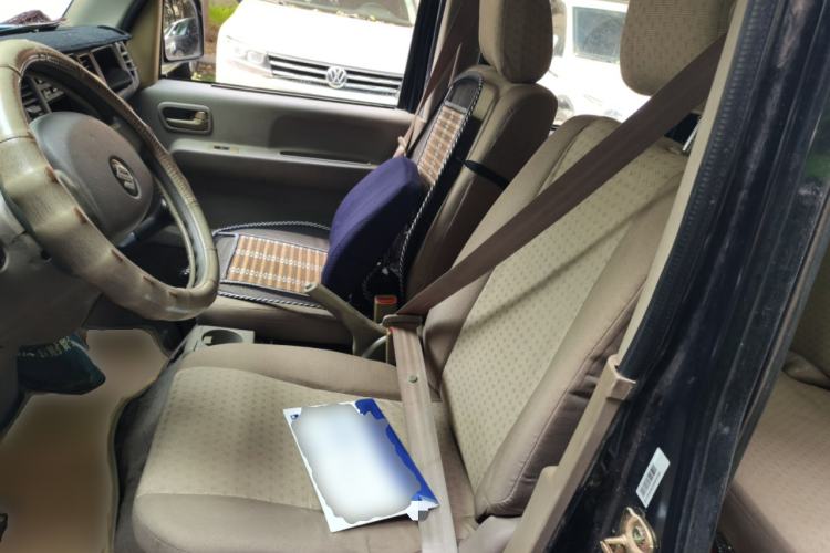 Used Suzuki Landy 2010 1.2L Manual Comfort Version – Sunshine Edition Left Front Seat