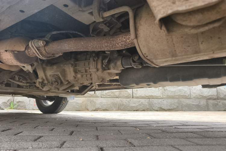Used Suzuki Landy 2010 1.2L Manual Comfort Version – Sunshine Edition Chassis Rear Left