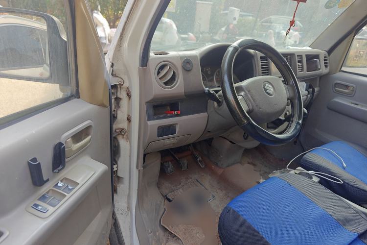 Used Suzuki Landy 2010 1.2L Manual Standard Edition – Sunshine Version Driver Seat