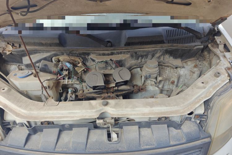 Used Suzuki Landy 2010 1.2L Manual Standard Edition – Sunshine Version Engine Bay